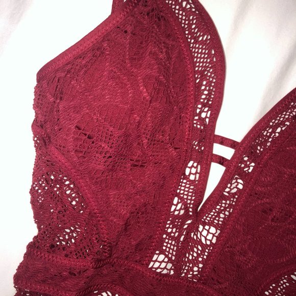 BECCA swim maroon lace one-piece- XS - Picture 4 of 5